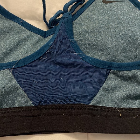 🏃🏻♀️ Nike Dri-Fit Sports Bra 🏃🏻♀️ - Picture 4 of 4